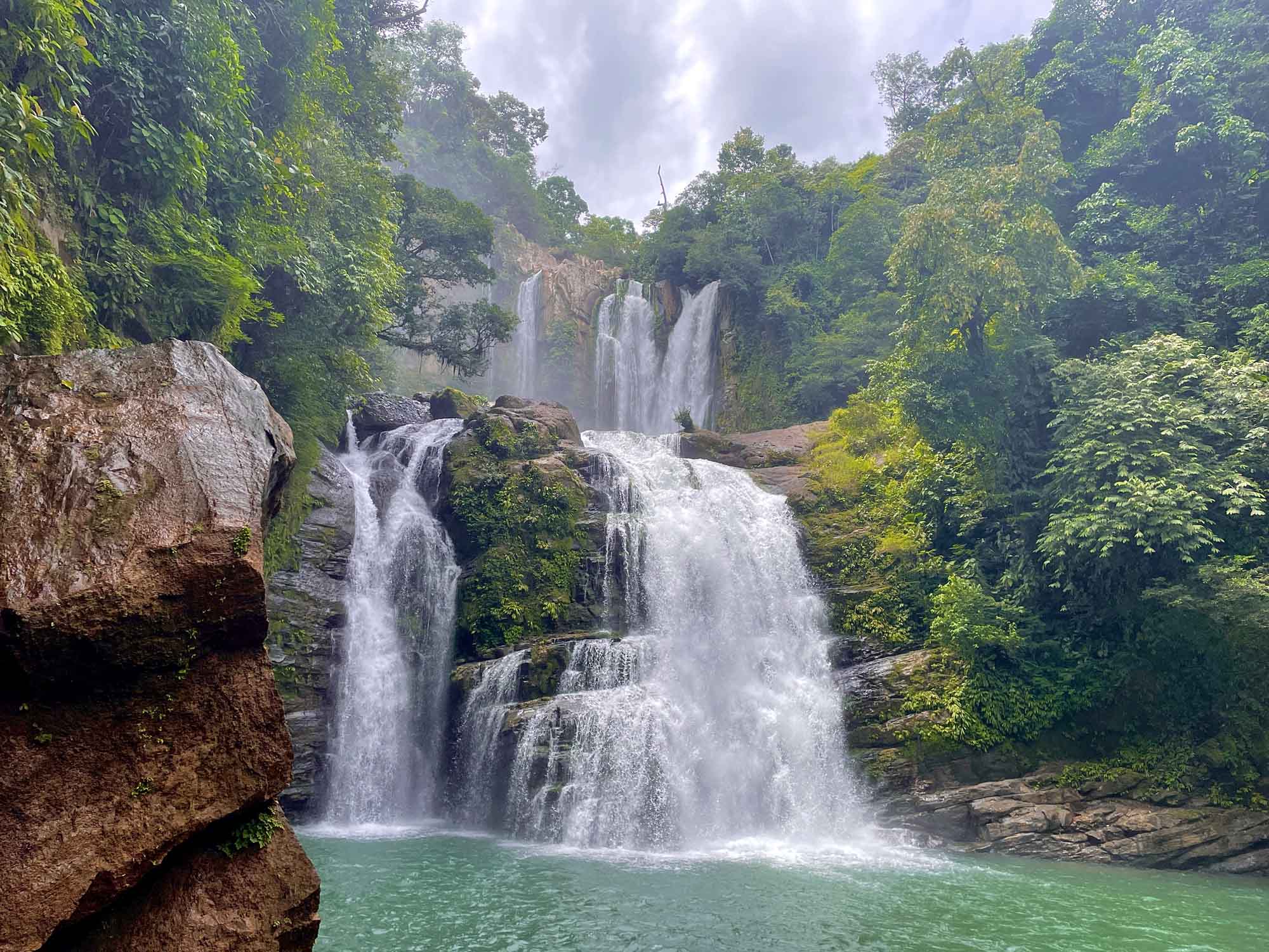 Read more about the article Nauyaca Waterfall Full Guide